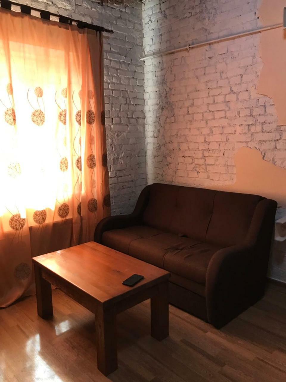 Two-Floor Apartments And Studio 2-Х Этажные Апартаменты И Студия В Самом Центре Harkiv Exterior foto